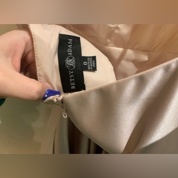 Rose gold/champagne/pink dress size 0, brand new never worn! - Picture 4 of 4